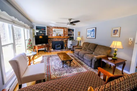 64 Highland Court Chester VT 05143
