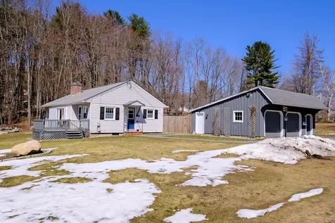 64 Highland Court Chester VT 05143