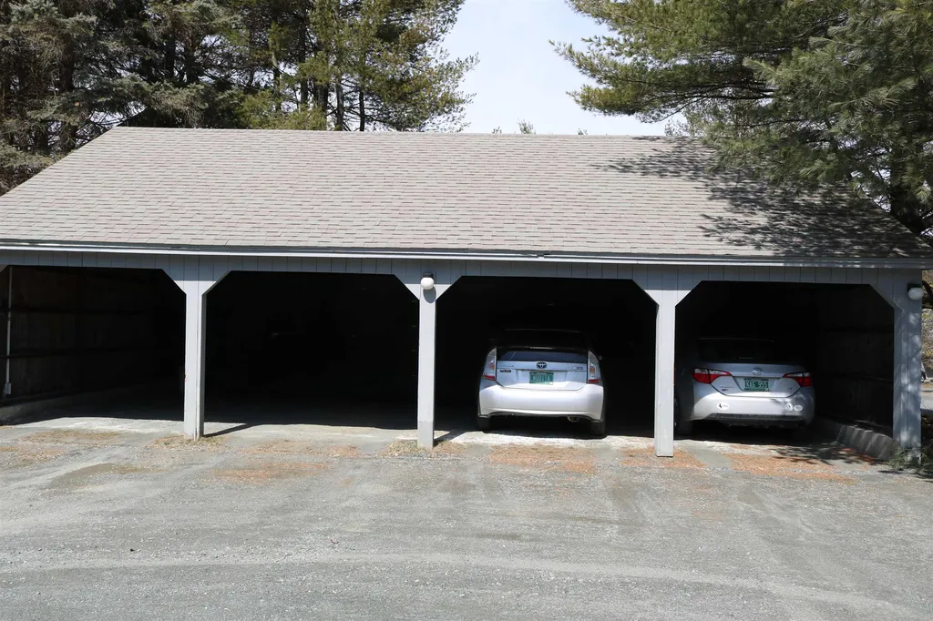 99 Heather Drive Hartford VT 05001