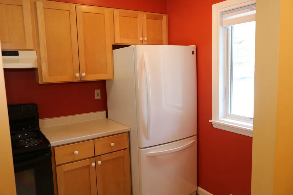 99 Heather Drive Hartford VT 05001