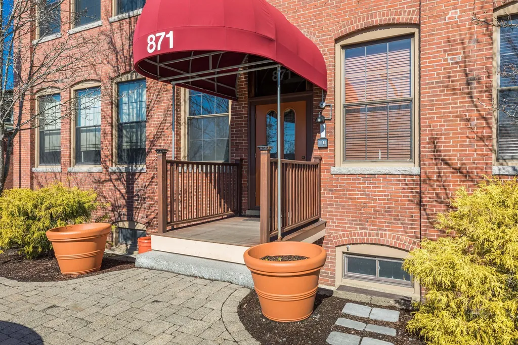 871 Islington Street Portsmouth NH 03801