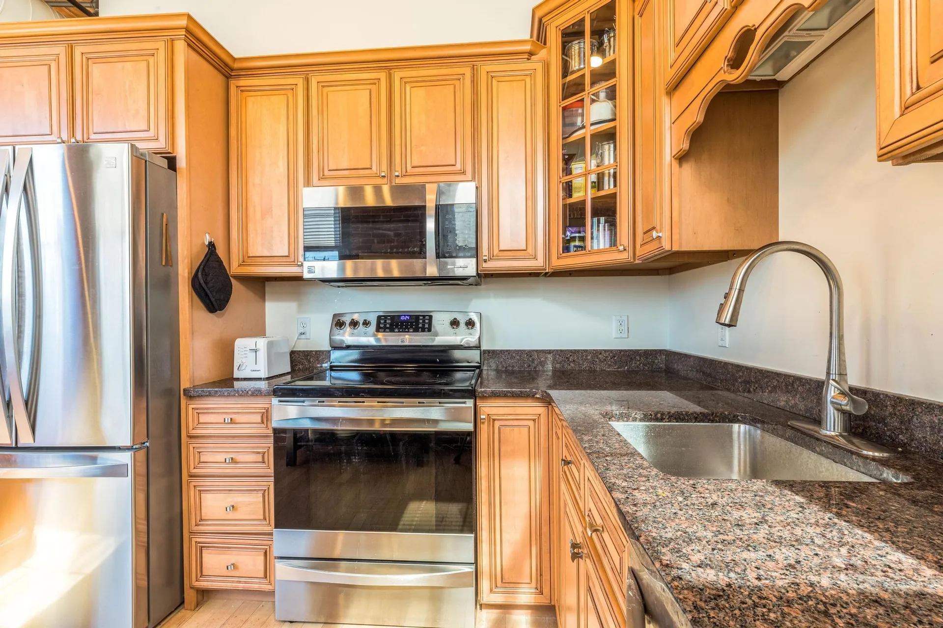 871 Islington Street Portsmouth NH 03801