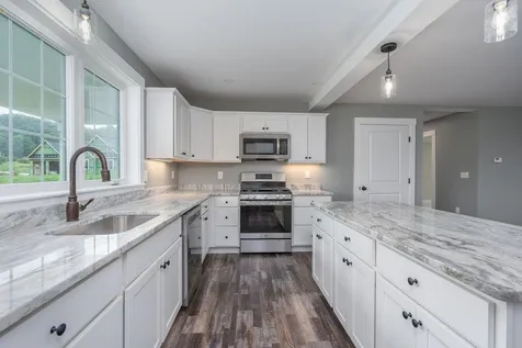 10 Midmark Lane Concord NH 03301