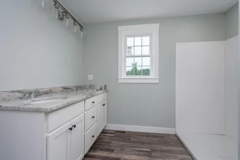 10 Midmark Lane Concord NH 03301