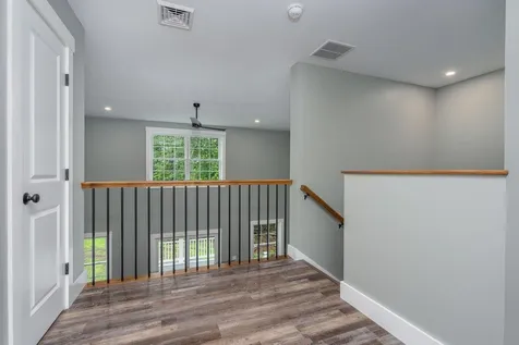 10 Midmark Lane Concord NH 03301