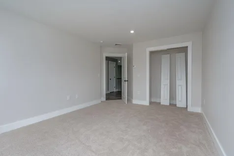 10 Midmark Lane Concord NH 03301