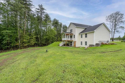 10 Midmark Lane Concord NH 03301