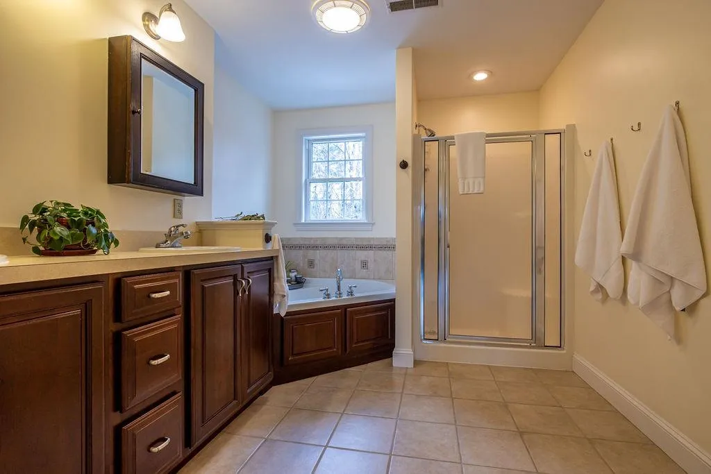 18 Shenandoah Drive Concord NH 03301