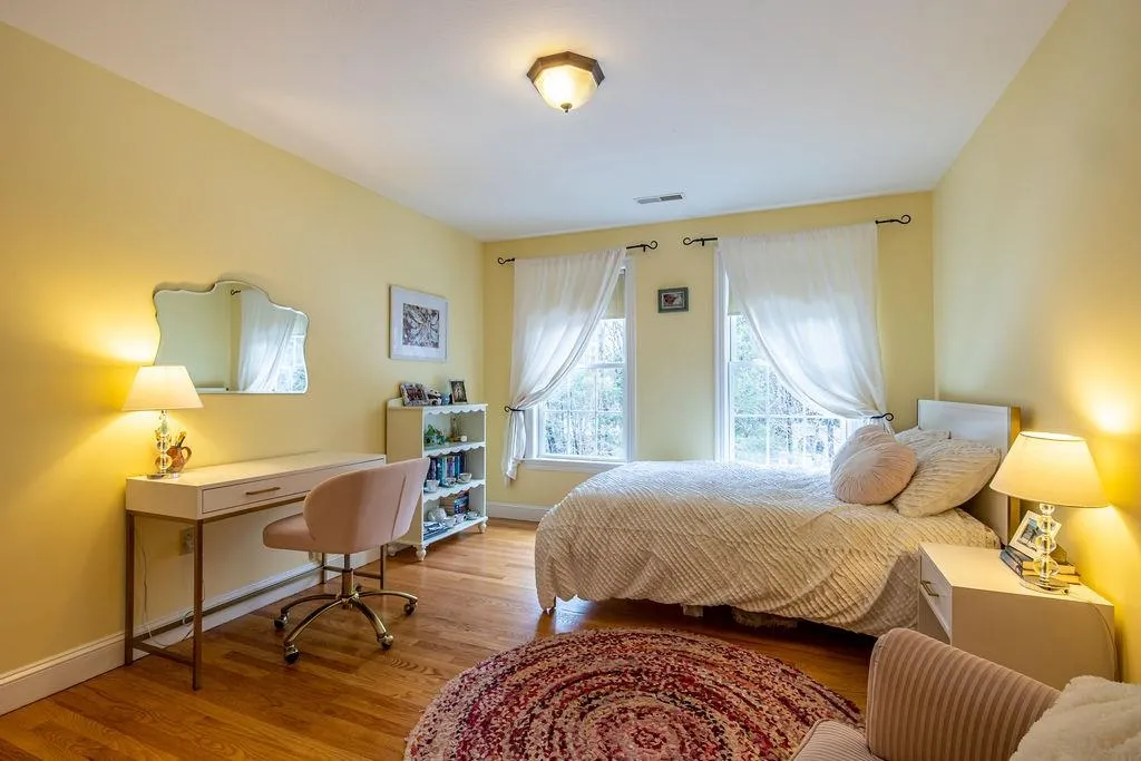 18 Shenandoah Drive Concord NH 03301