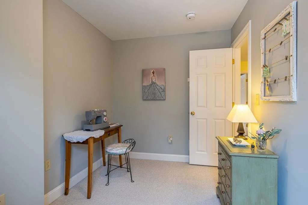 18 Shenandoah Drive Concord NH 03301