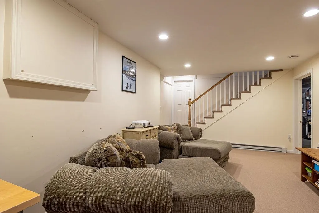 18 Shenandoah Drive Concord NH 03301