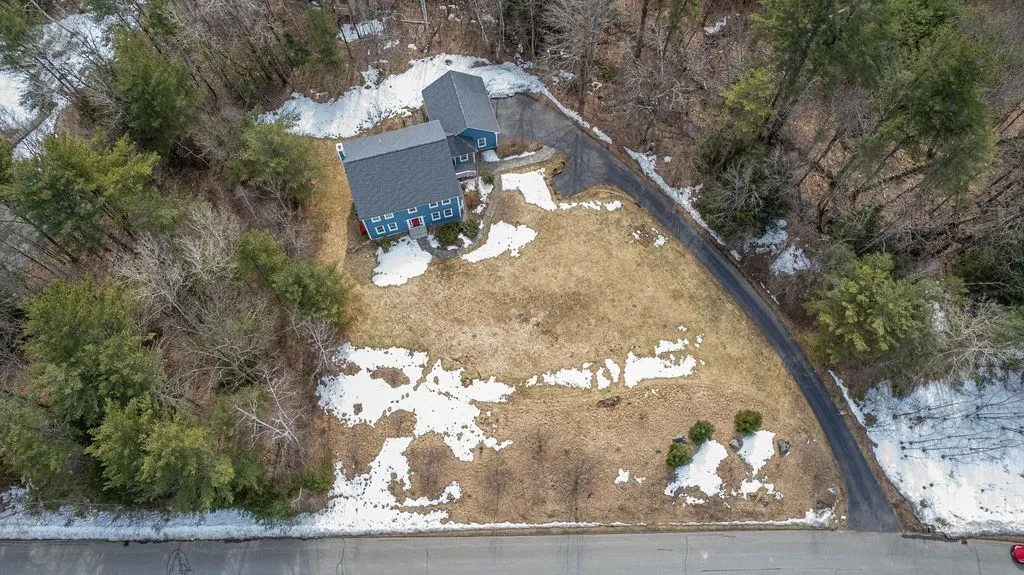 18 Shenandoah Drive Concord NH 03301