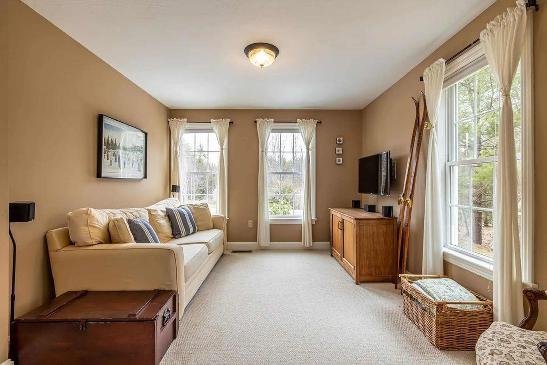 18 Shenandoah Drive Concord NH 03301