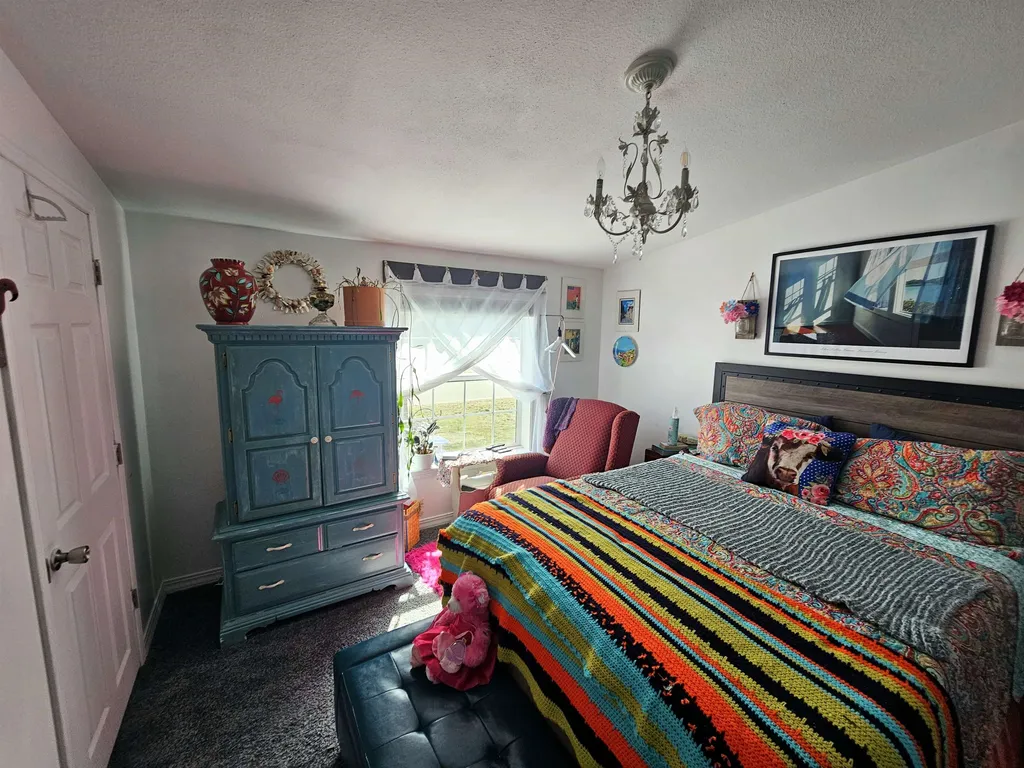 23 Pine Street Epsom NH 03234