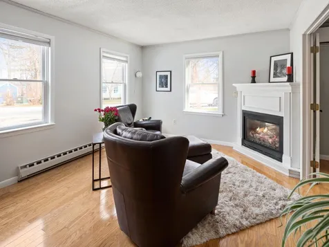 60 Red Cedar Lane Shelburne VT 05482