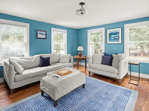 60 Red Cedar Lane Shelburne VT 05482