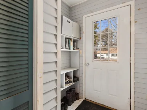 60 Red Cedar Lane Shelburne VT 05482