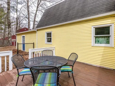 60 Red Cedar Lane Shelburne VT 05482