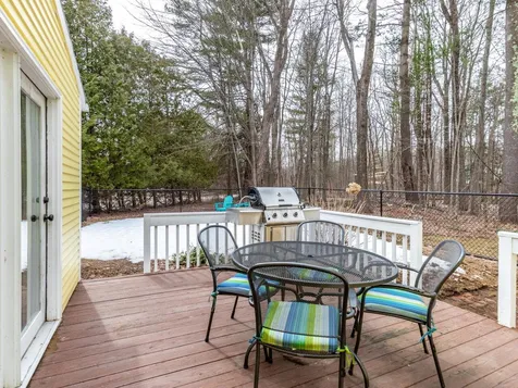 60 Red Cedar Lane Shelburne VT 05482