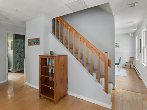 60 Red Cedar Lane Shelburne VT 05482