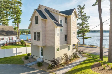 109 Weirs Boulevard Laconia NH 03246