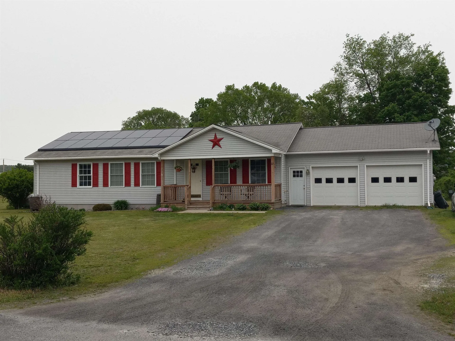22 Brackett Circle Charlestown NH 03603