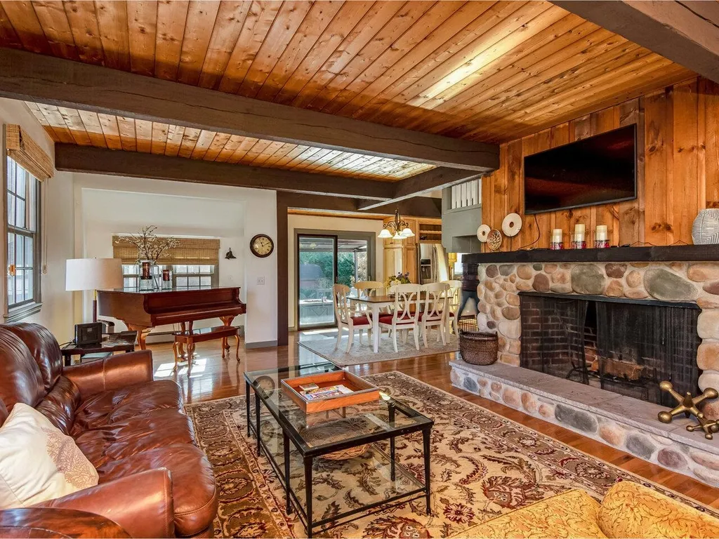 190 Aurielle Drive Colchester VT 05446