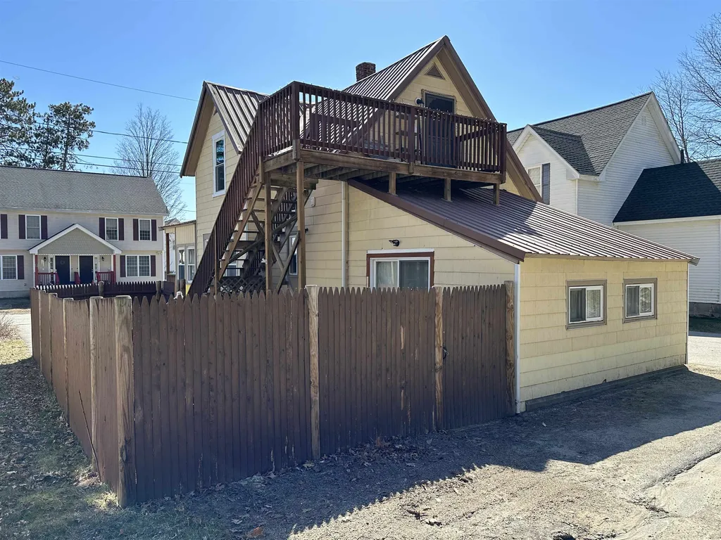 123 B Street Manchester NH 03102