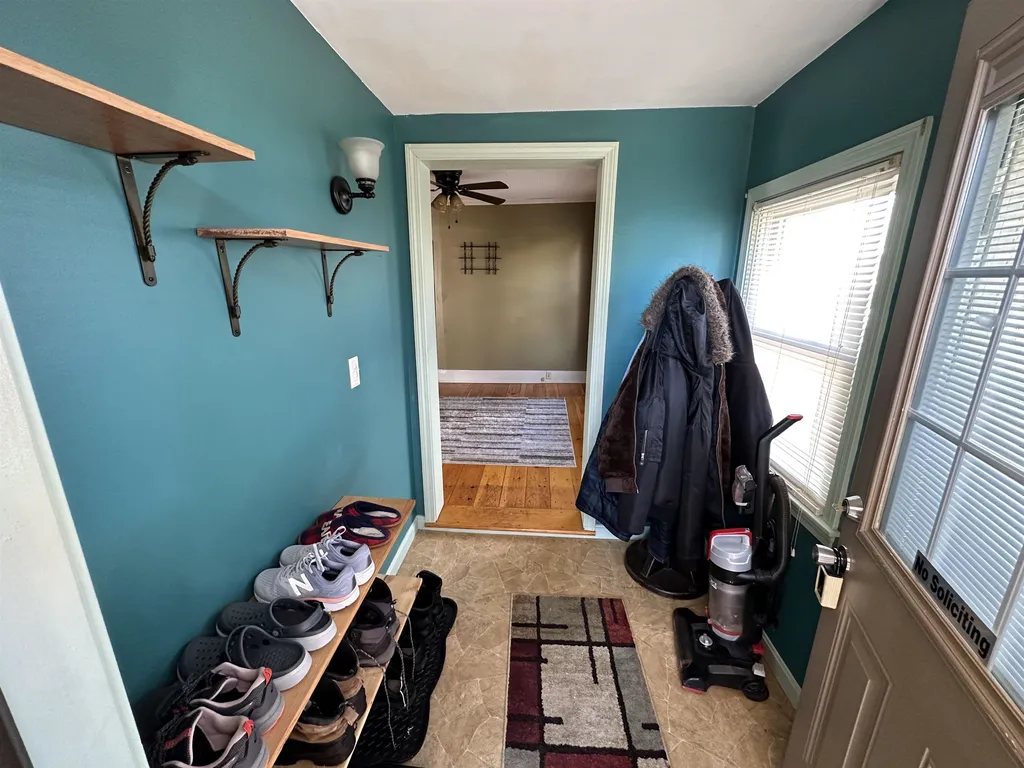 123 B Street Manchester NH 03102