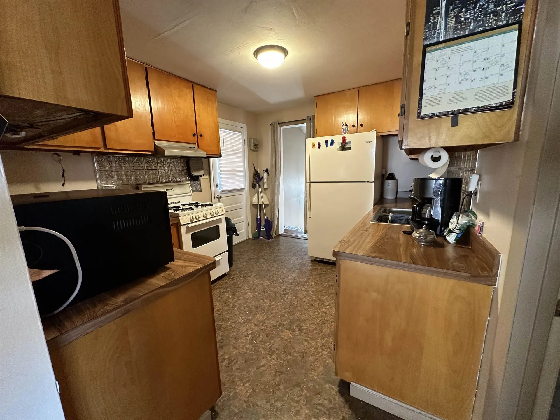 123 B Street Manchester NH 03102