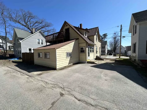 123 B Street Manchester NH 03102