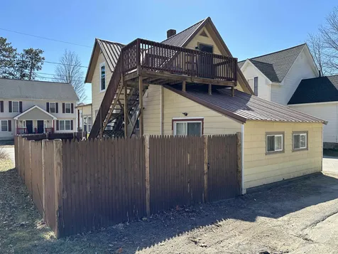 123 B Street Manchester NH 03102