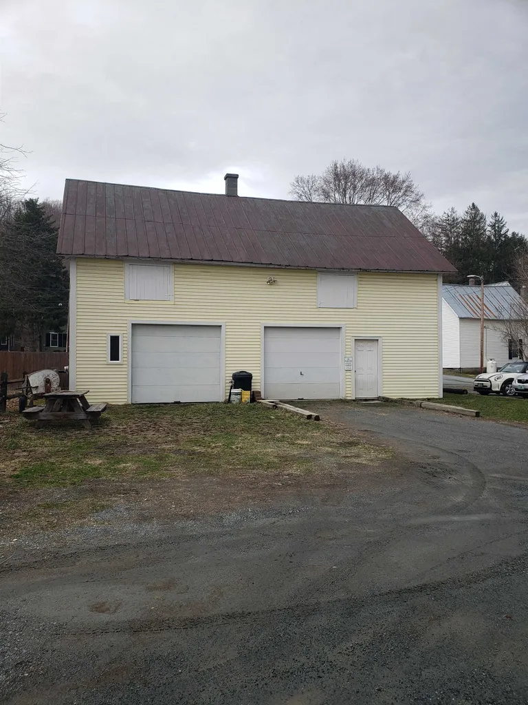 194 Summer Street Hartford VT 05001