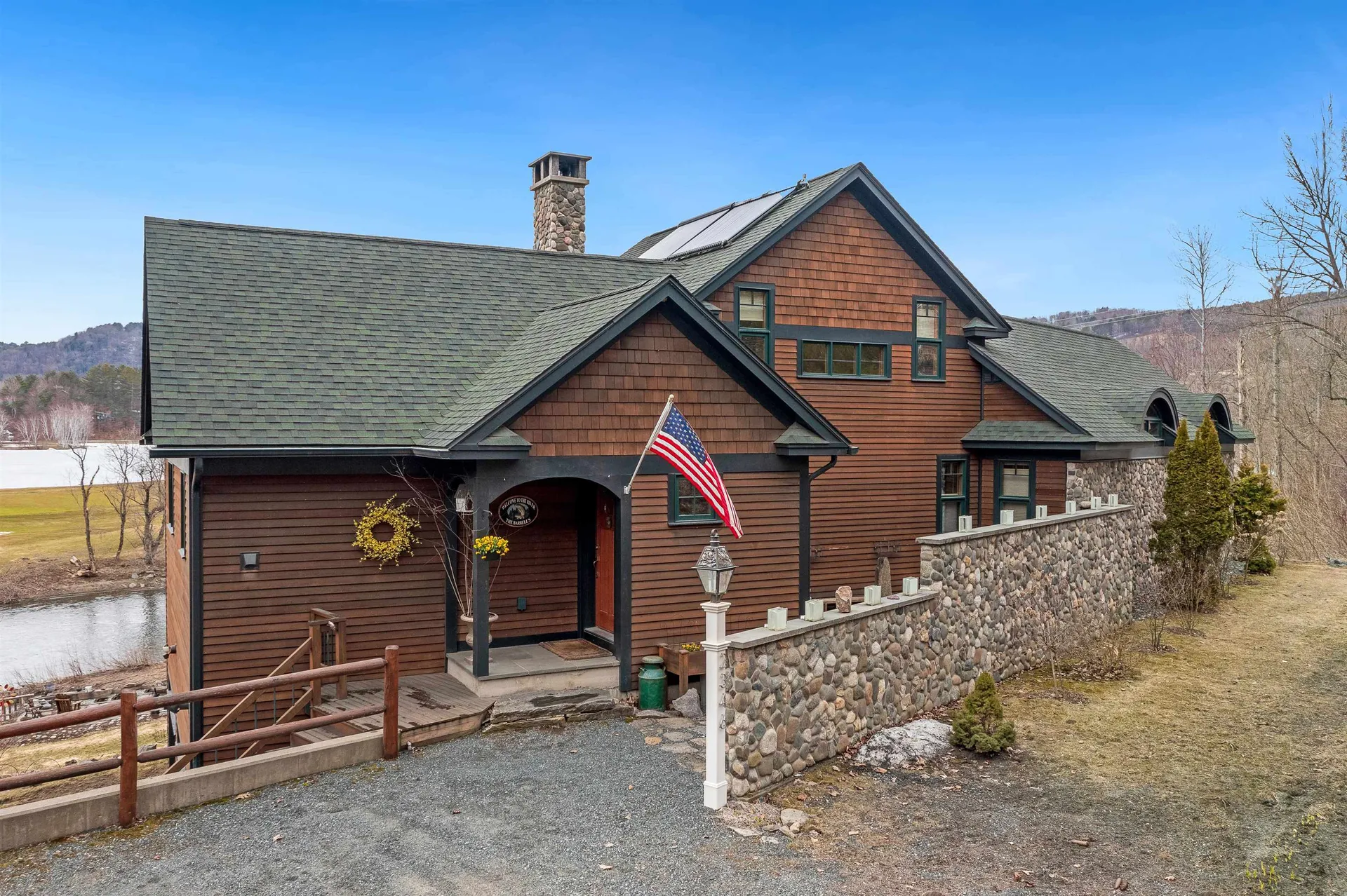 2346 Quechee Main Street Hartford VT 05059