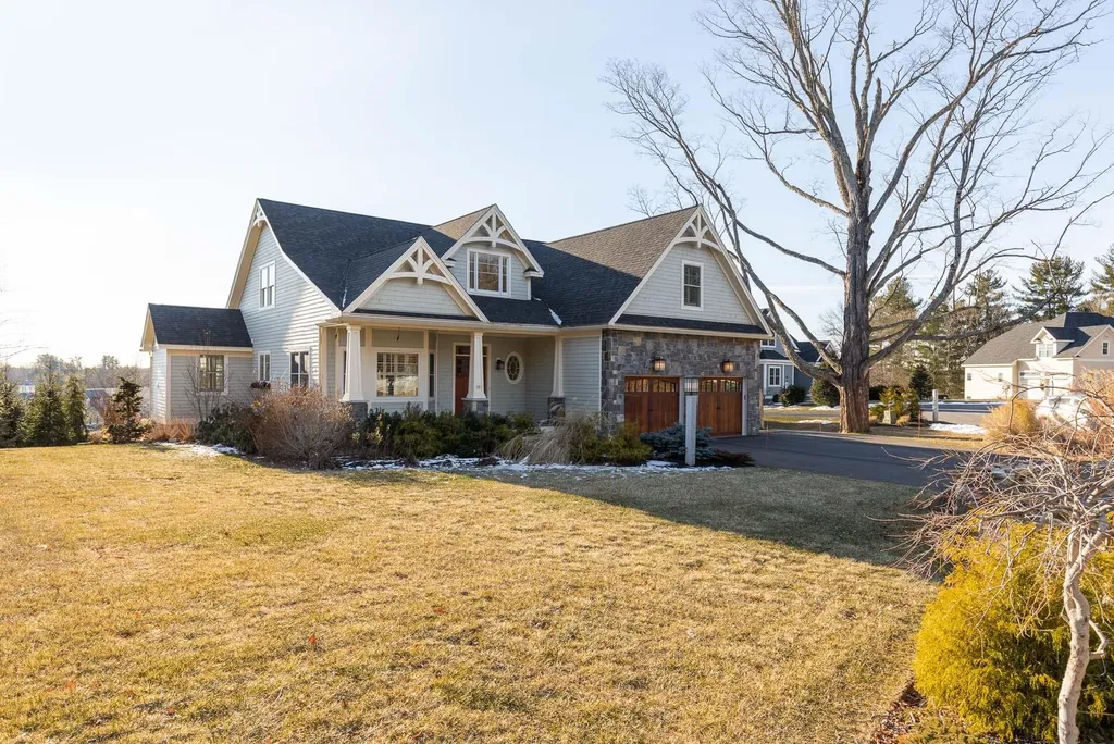 10 Winterberry Drive Dover NH 03820