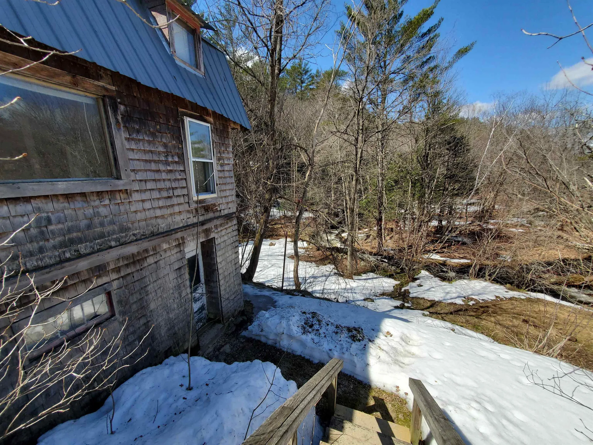 8 Arnold Drive Enfield NH 03748
