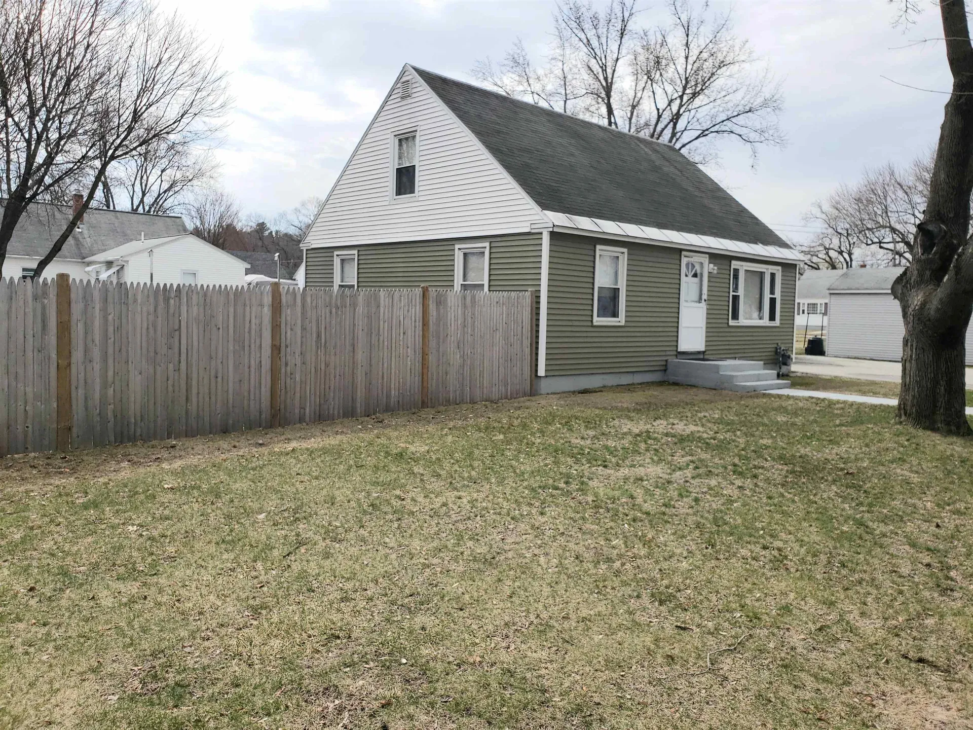 57 Spalding Street Nashua NH 03060