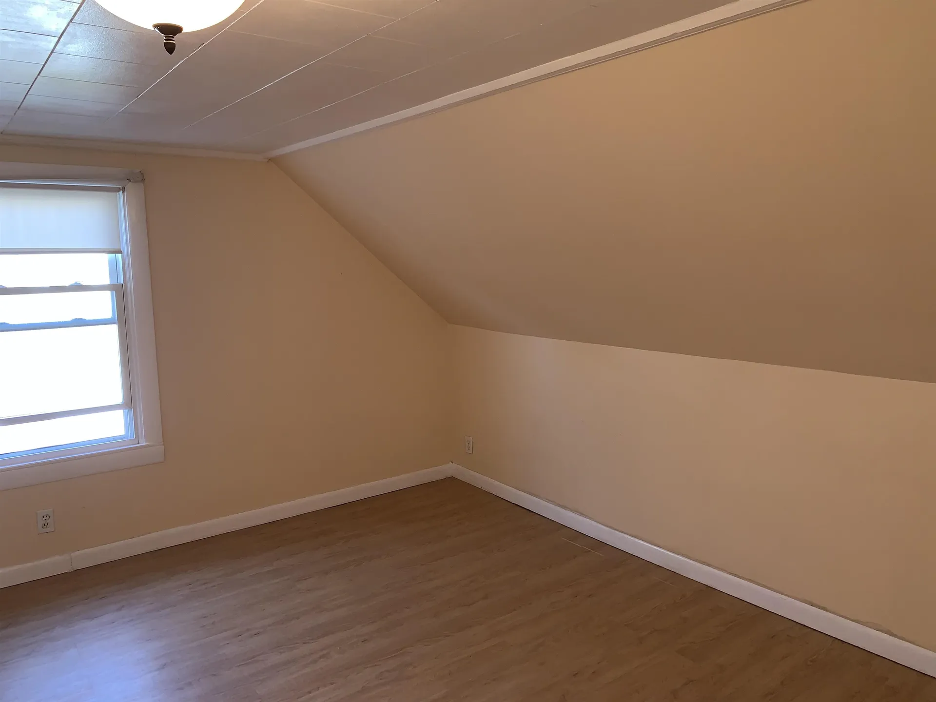 57 Spalding Street Nashua NH 03060