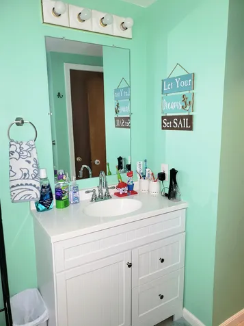 57 Spalding Street Nashua NH 03060