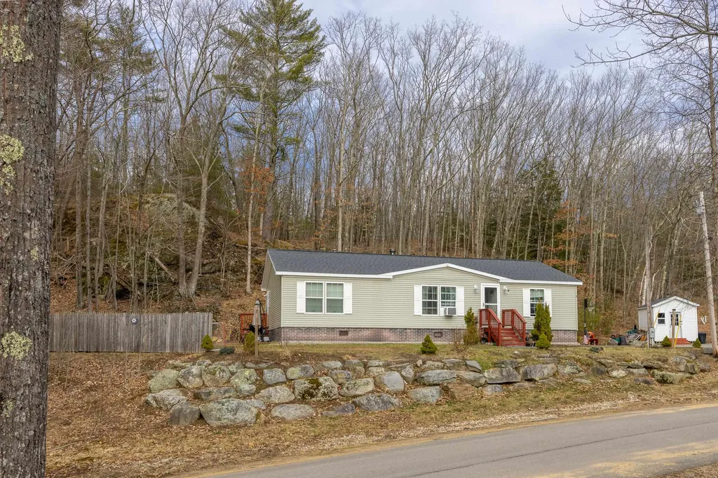1 Madison Drive Barrington NH 03825