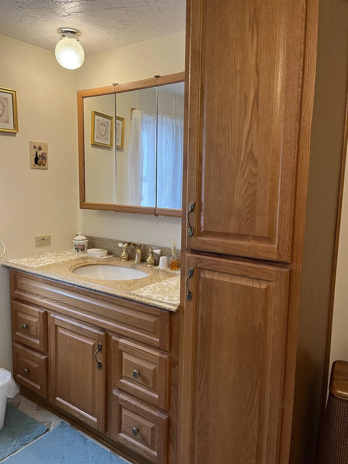 52 Cogswell Way Enfield NH 03748