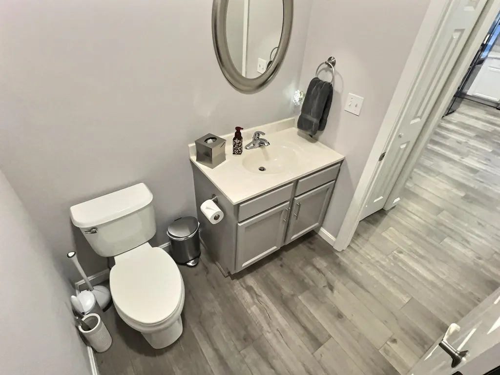 32 Jonathan Circle Merrimack NH 03054