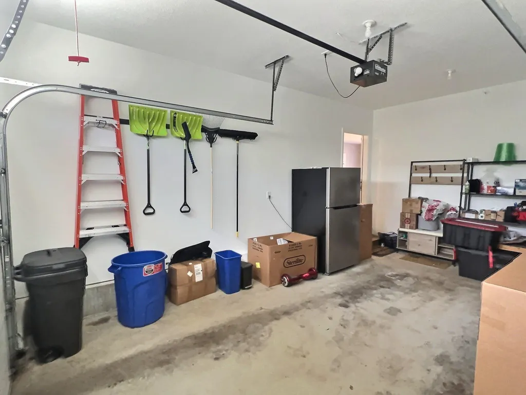 32 Jonathan Circle Merrimack NH 03054