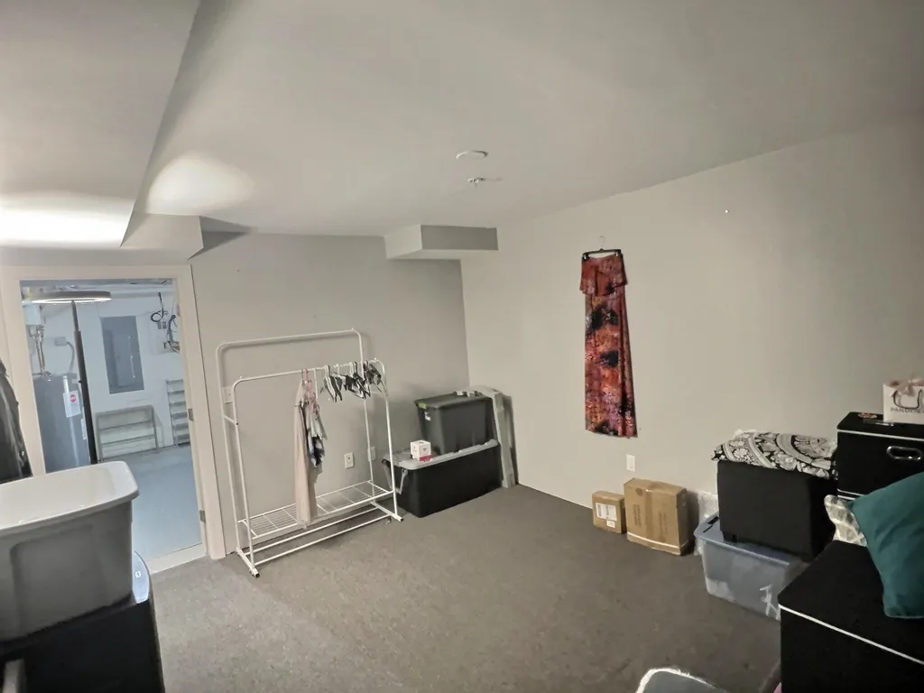 32 Jonathan Circle Merrimack NH 03054