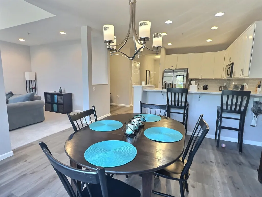32 Jonathan Circle Merrimack NH 03054