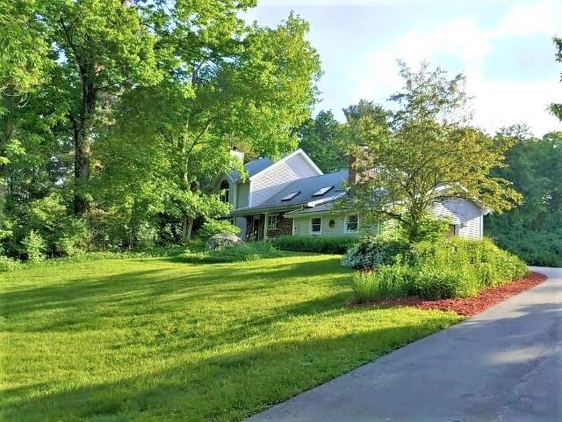 40 Griffin Road Londonderry NH 03053