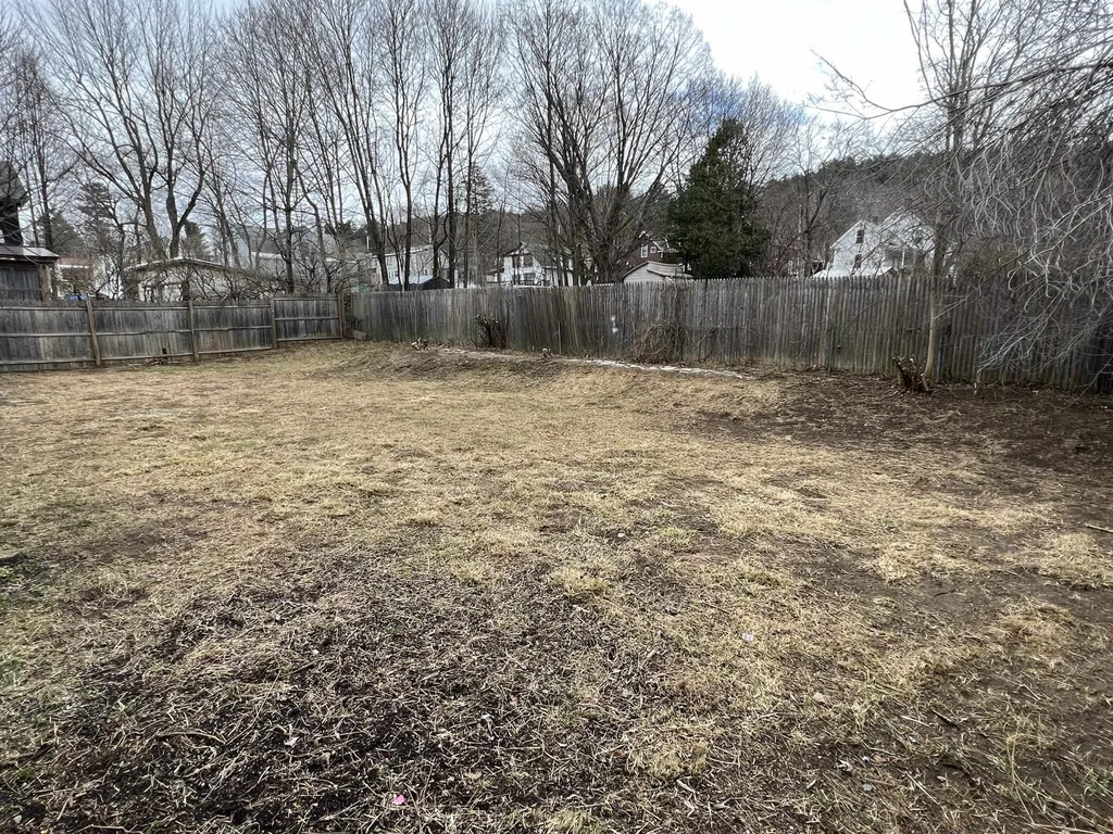 15 Osgood Avenue Claremont NH 03743