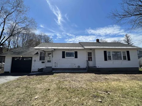 15 Osgood Avenue Claremont NH 03743