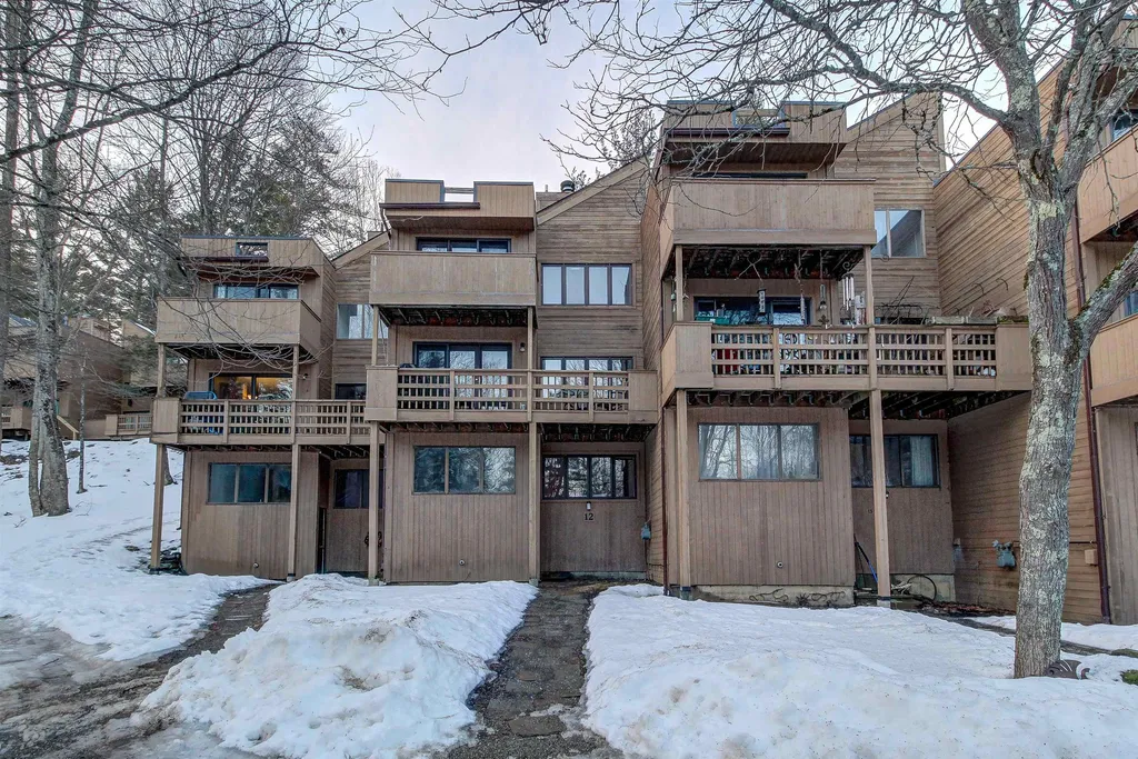 232 Grand Hollow Road Warren VT 05674