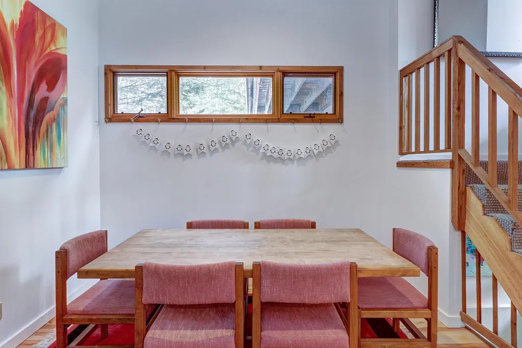 232 Grand Hollow Road Warren VT 05674